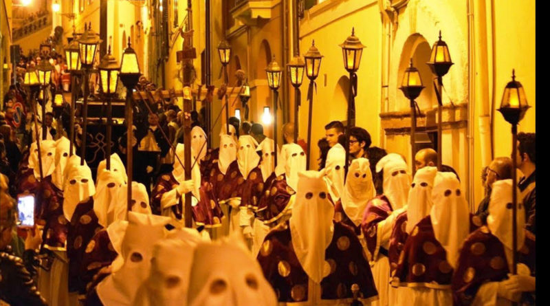 Via crucis Chieti Venerdì Santo Abruzzo