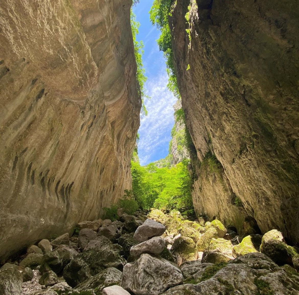 gole di celano abruzzo sirente velino