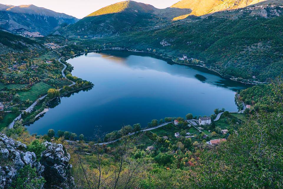 lago di scanno sentiero del cuore