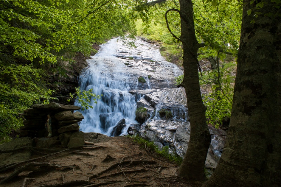 cascate delle cento fonti abruzzo monti della laga