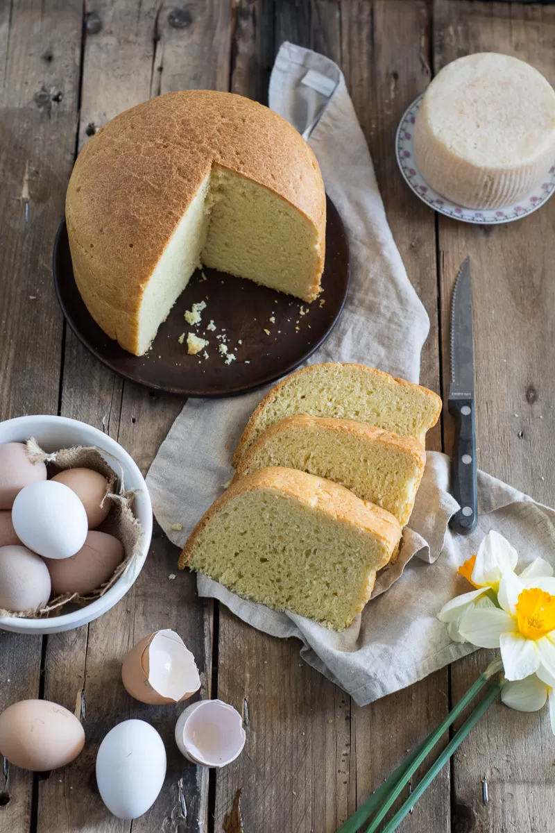 PIZZA DI PASQUA AL FORMAGGIO ESSENZA DI VANIGLIA 2.jpg