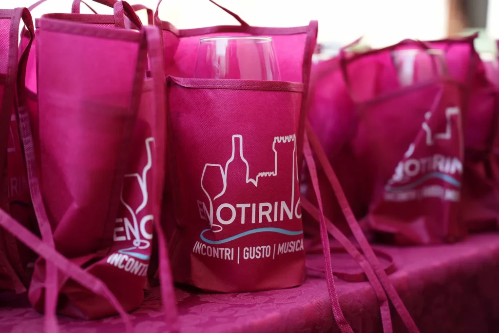 sacche enotirino vino abruzzo